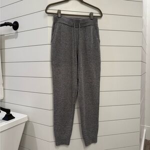 Quince Cashmere Joggers